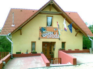 bejárat